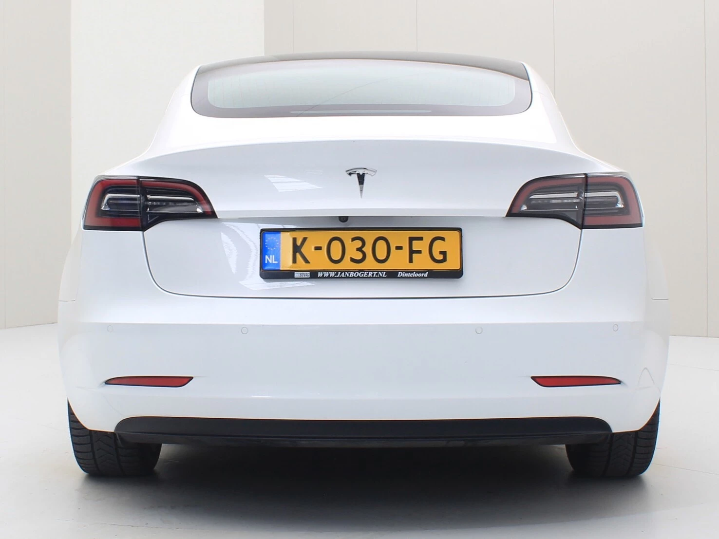 Hoofdafbeelding Tesla Model 3