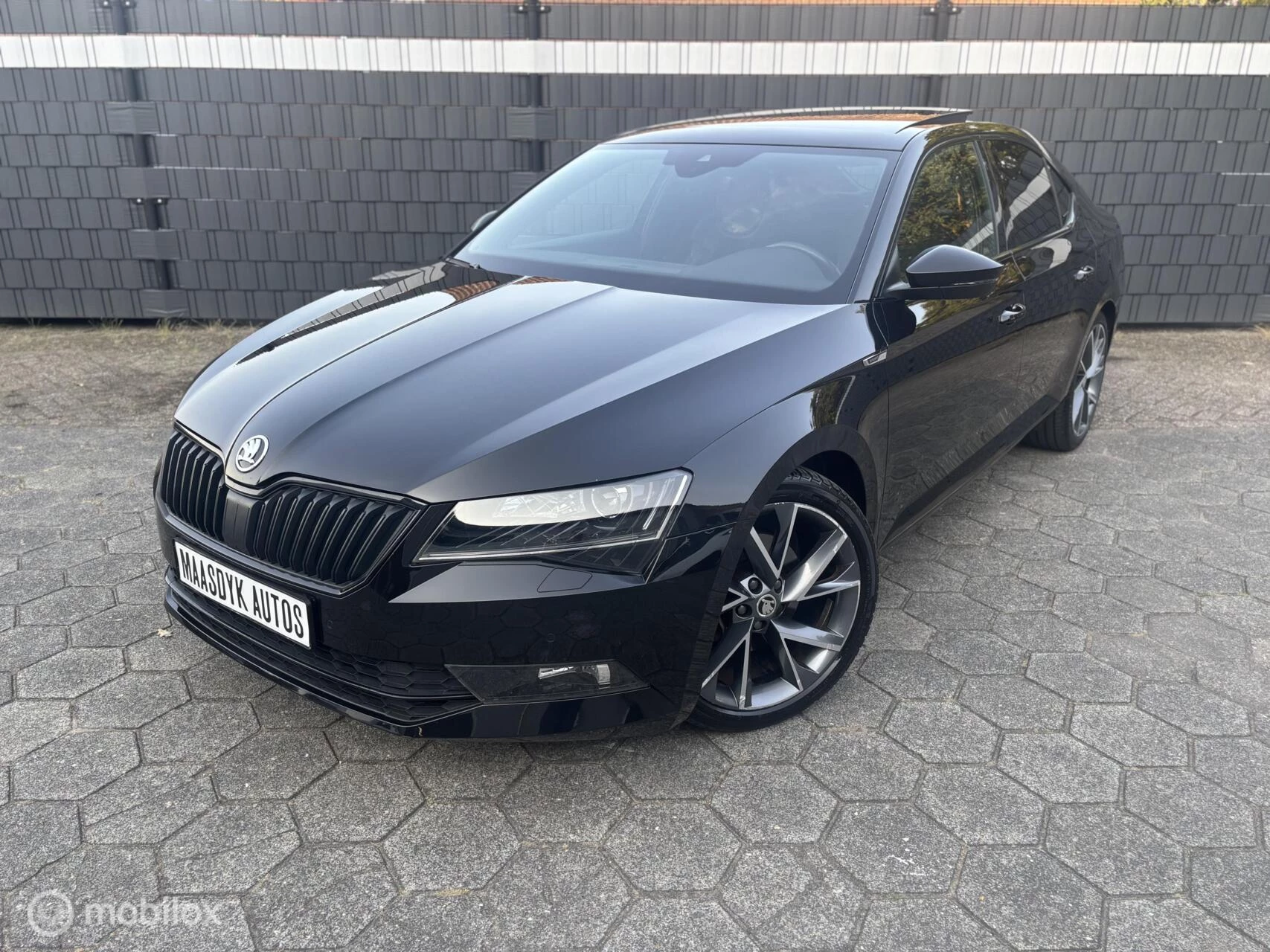 Hoofdafbeelding Škoda Superb