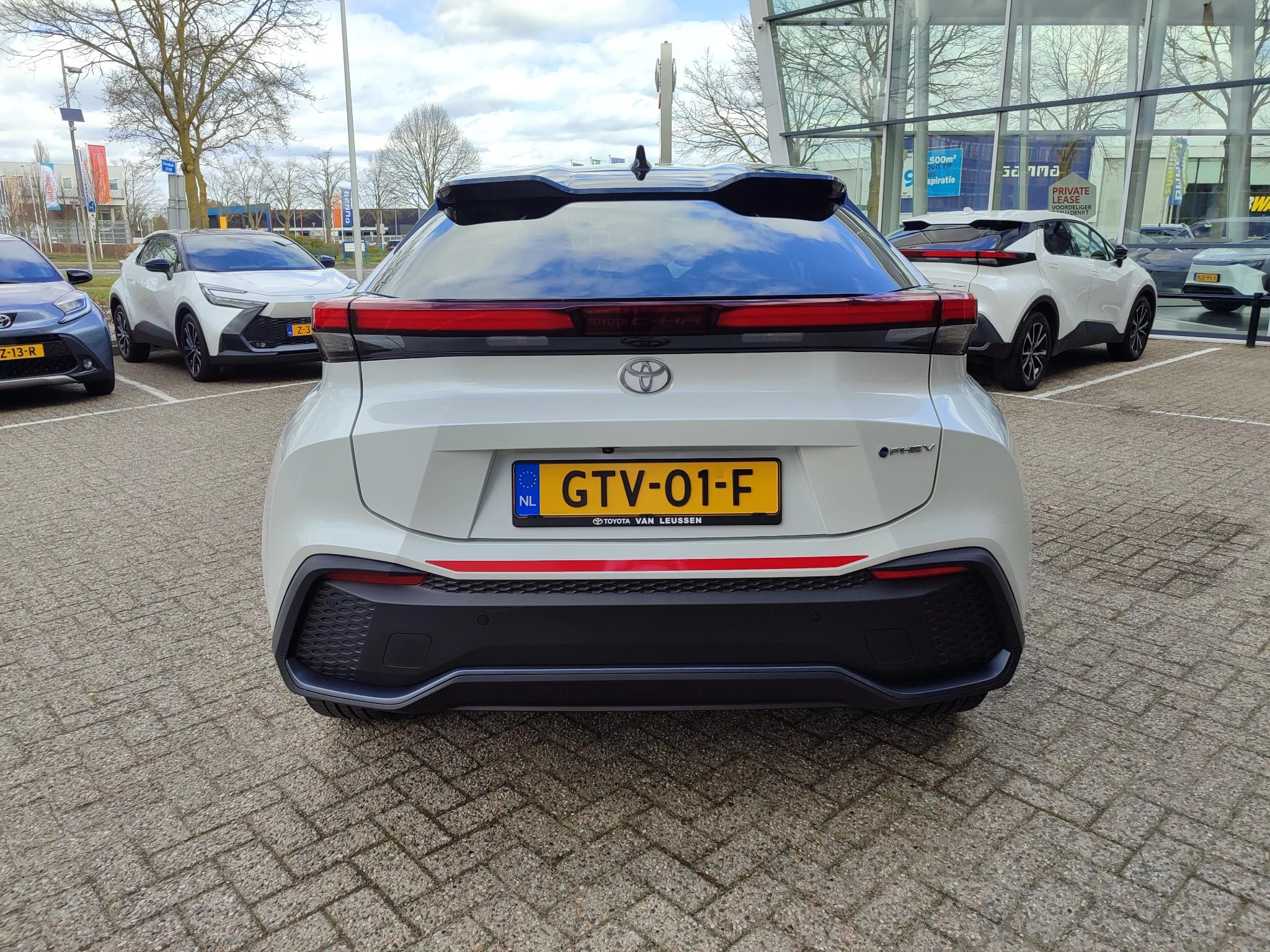 Hoofdafbeelding Toyota C-HR