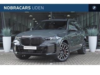 BMW X5 xDrive50e M Sport Automaat / Trekhaak / Panoramadak / Comfortstoelen / Comfort Access / Soft-Close / Harman Kardon / Parking Assistant Professional