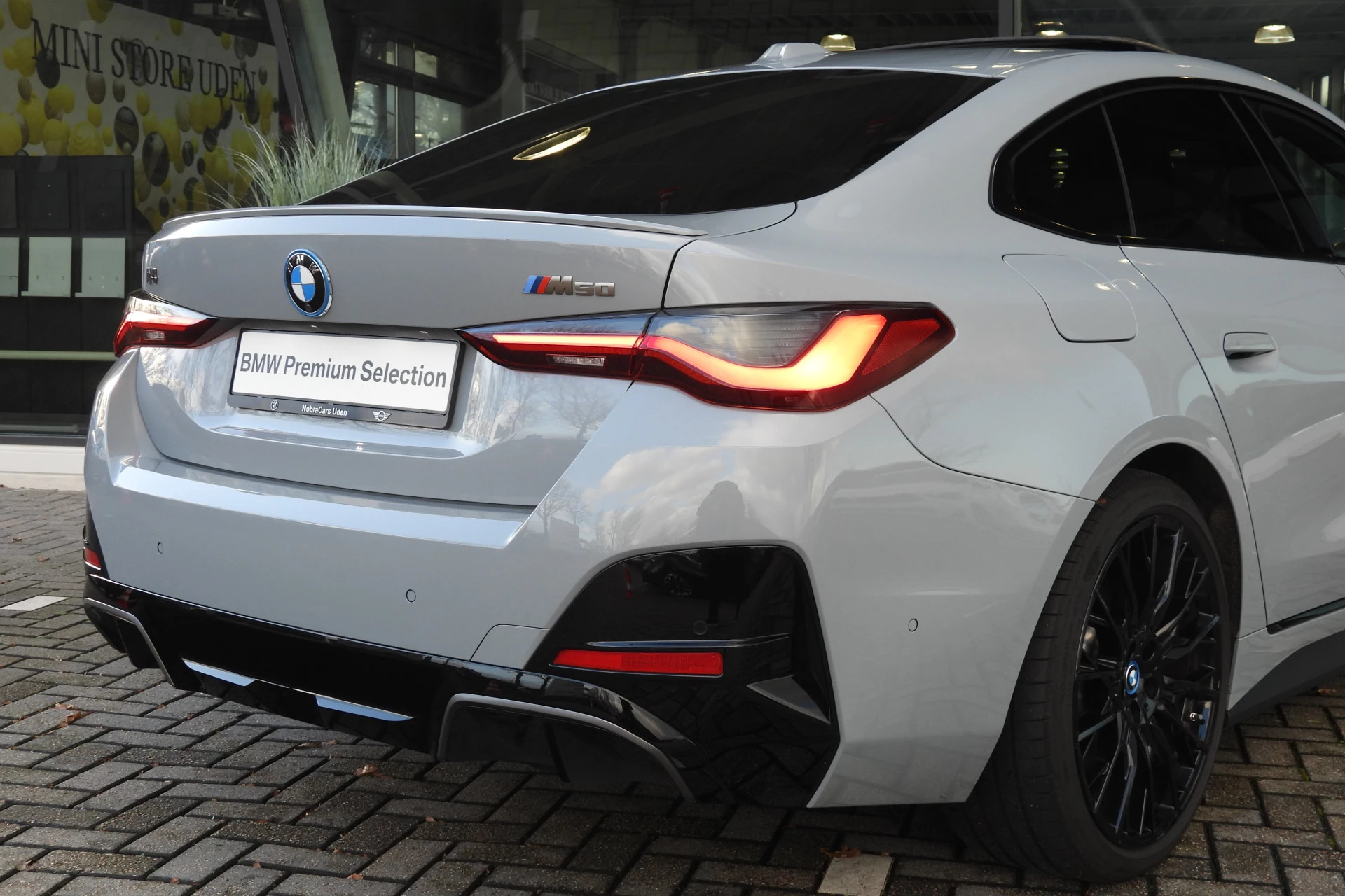 Hoofdafbeelding BMW i4