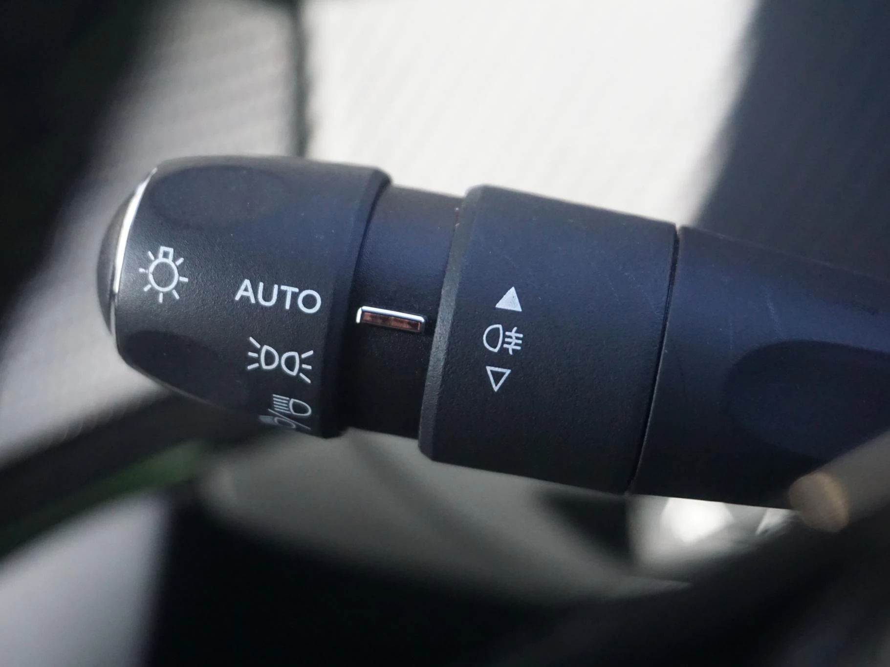 Hoofdafbeelding Peugeot e-208