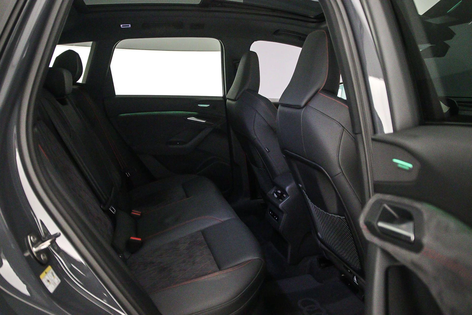 Hoofdafbeelding Audi SQ6