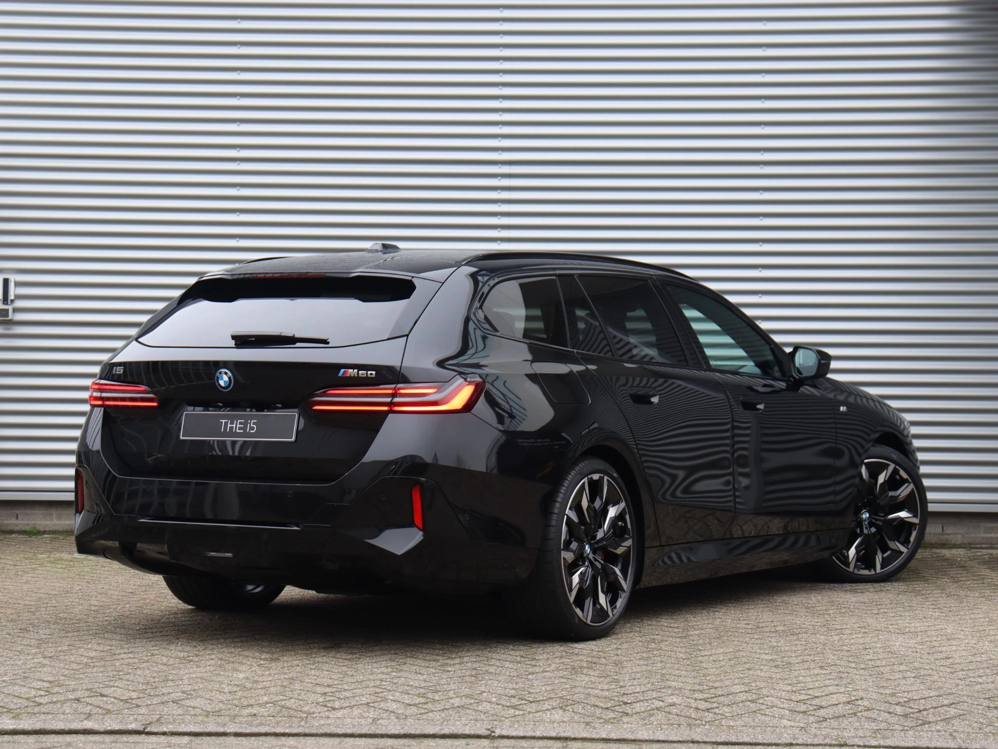 Hoofdafbeelding BMW i5