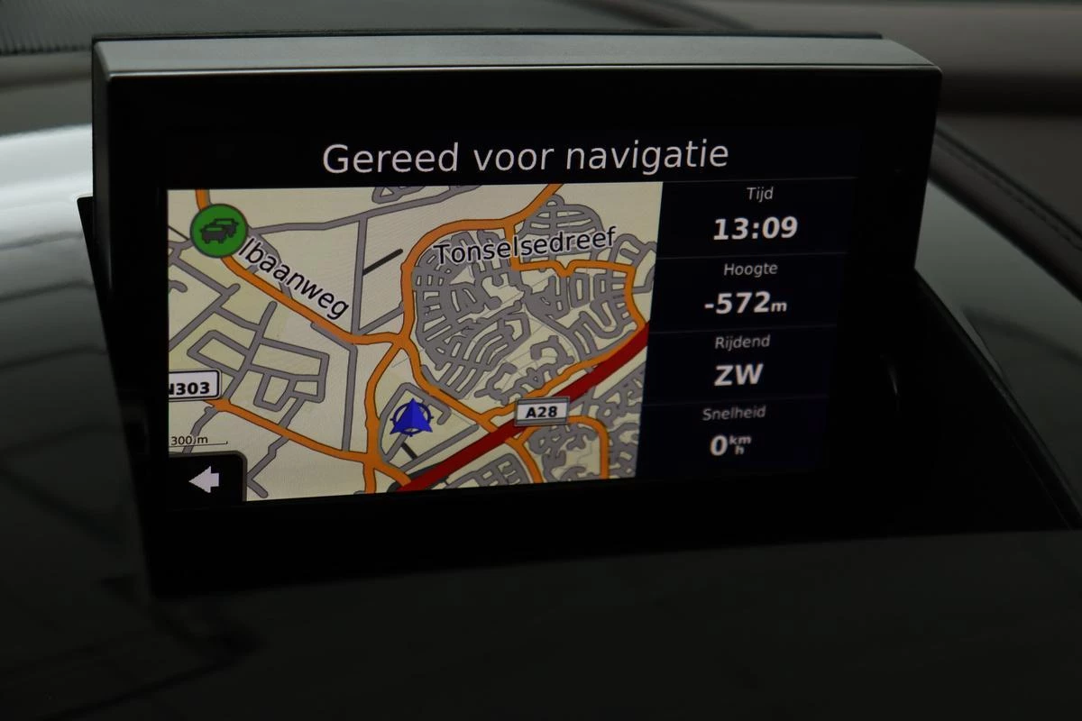 Hoofdafbeelding Aston Martin V12 Virage