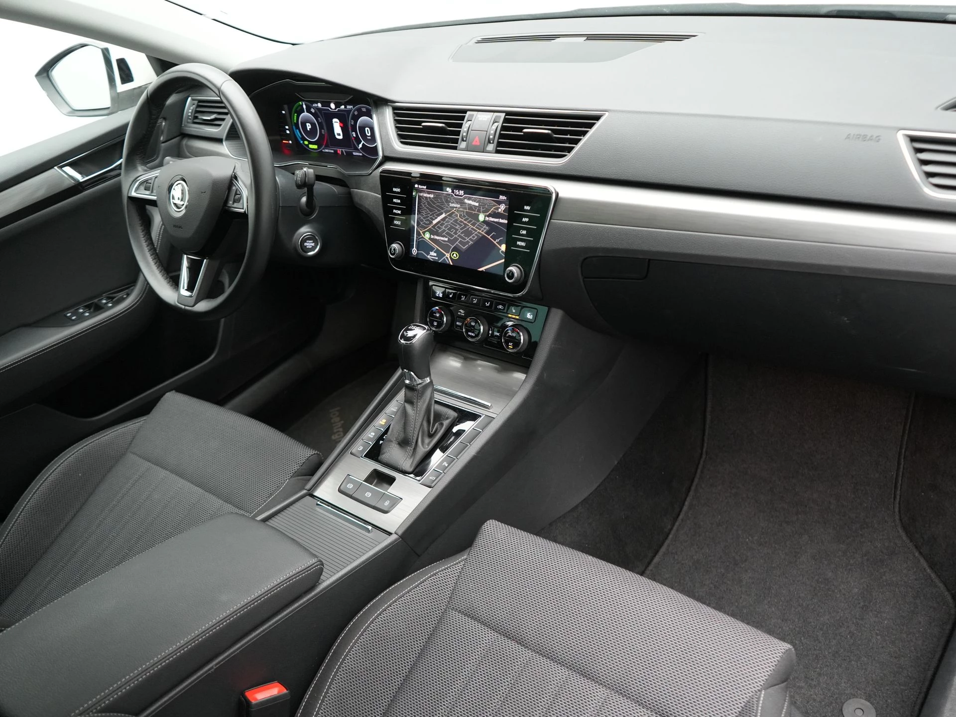 Hoofdafbeelding Škoda Superb