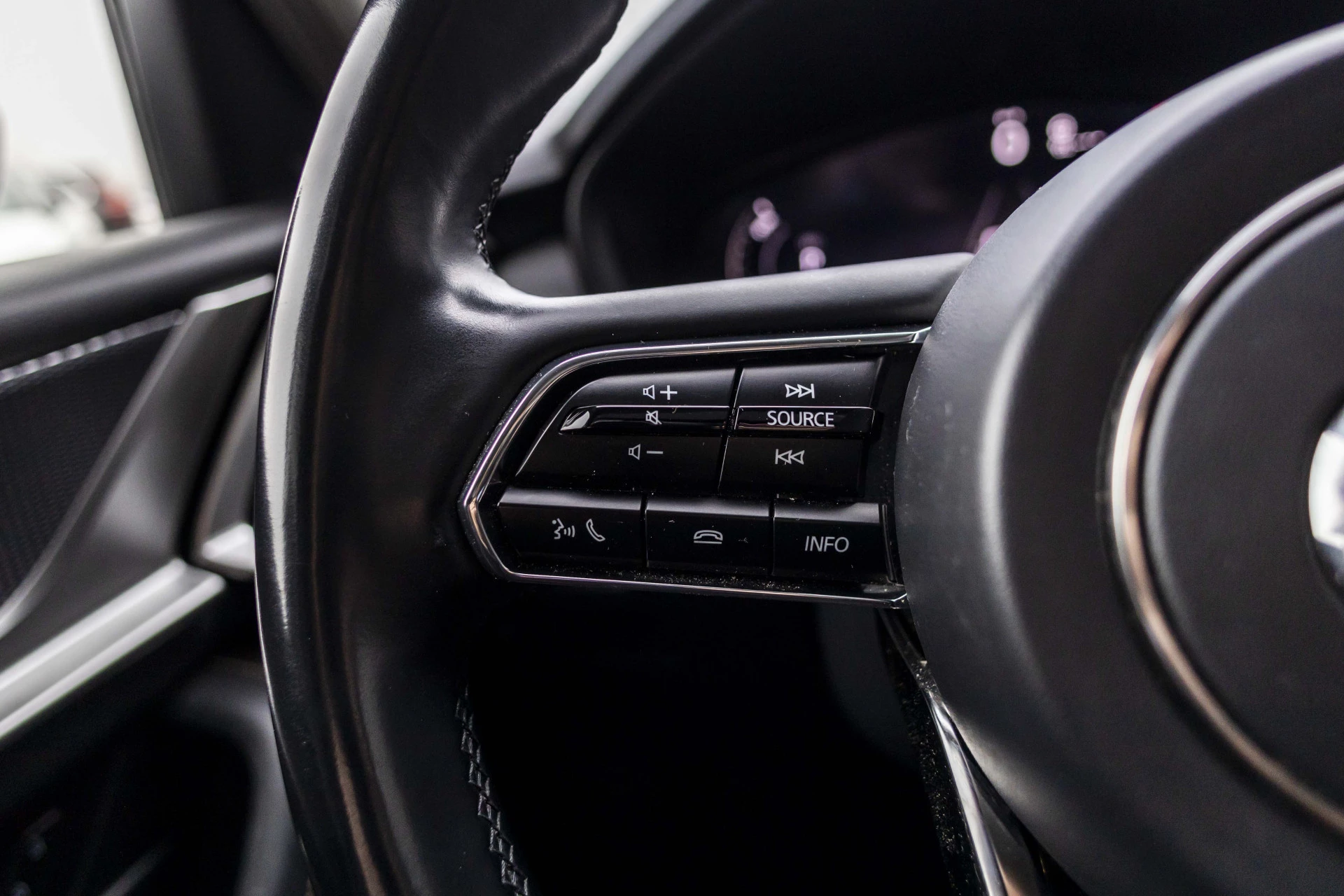 Hoofdafbeelding Mazda CX-60