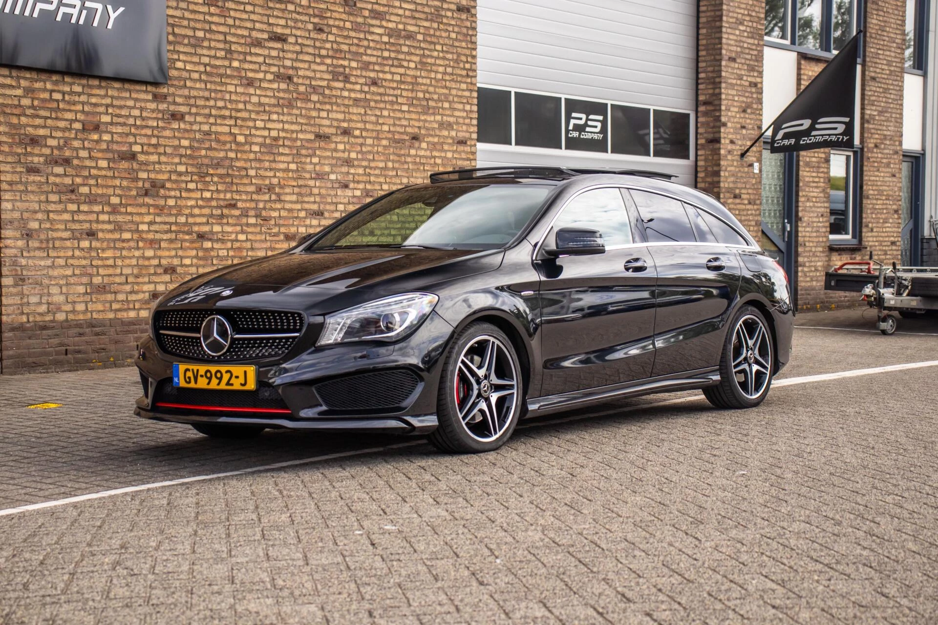 Hoofdafbeelding Mercedes-Benz CLA