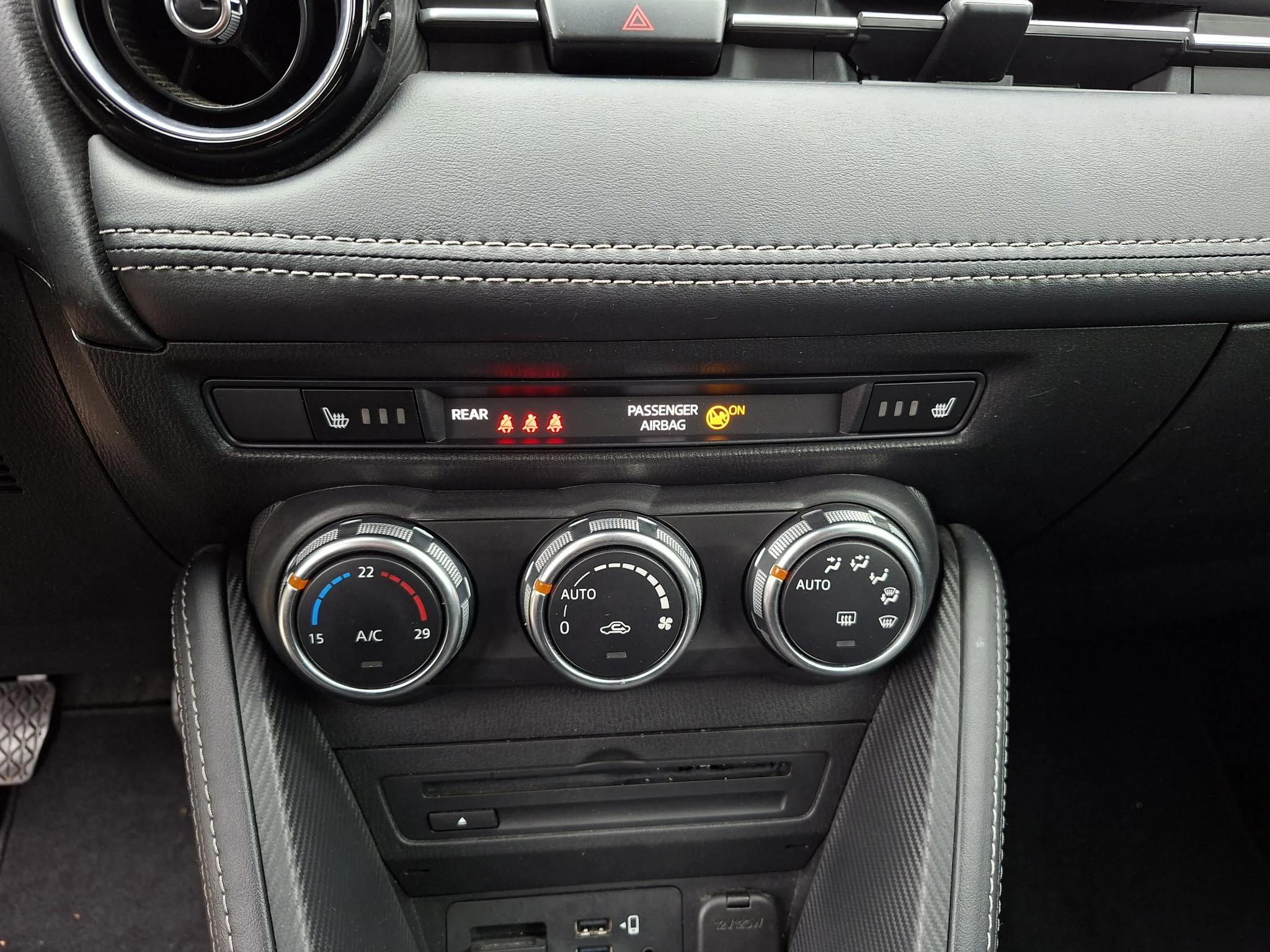 Hoofdafbeelding Mazda 2