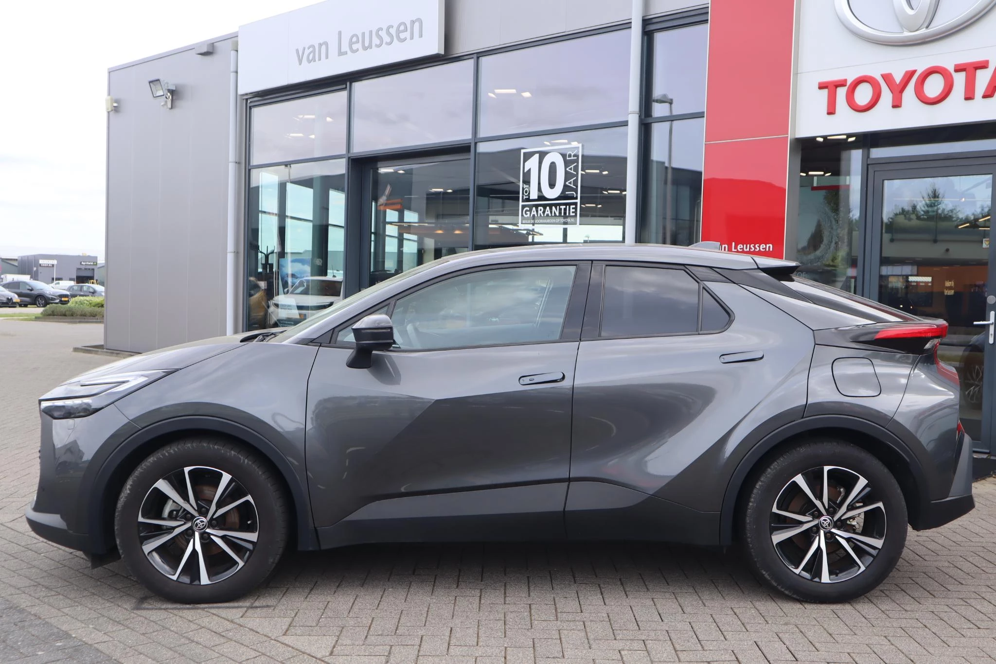 Hoofdafbeelding Toyota C-HR