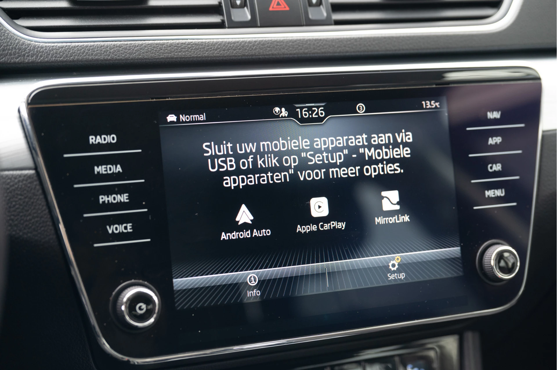Hoofdafbeelding Škoda Superb