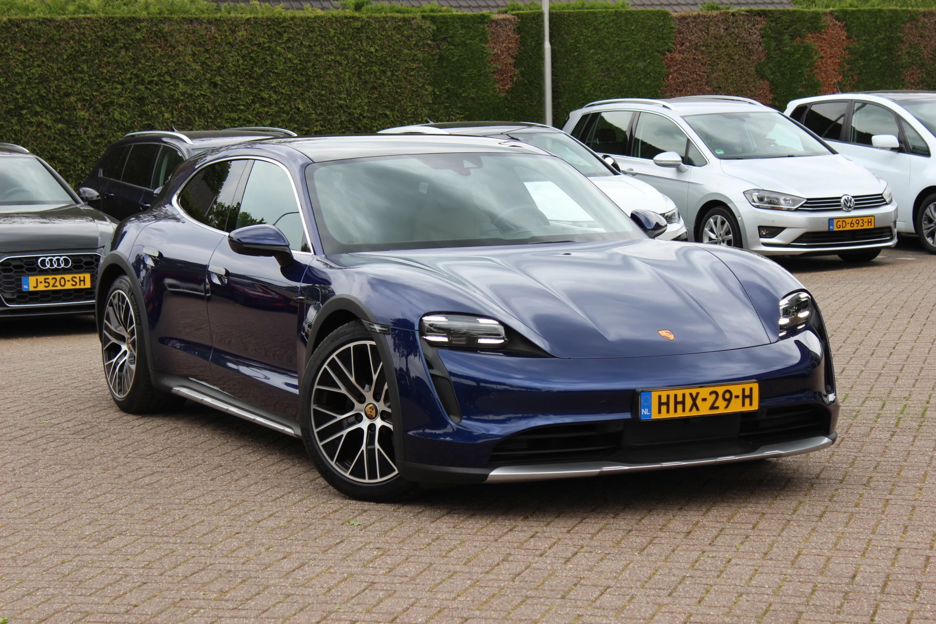 Hoofdafbeelding Porsche Taycan