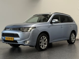 Mitsubishi Outlander 2.0 PHEV Instyle+ Schuifdak | Leer | Camera | NL Auto