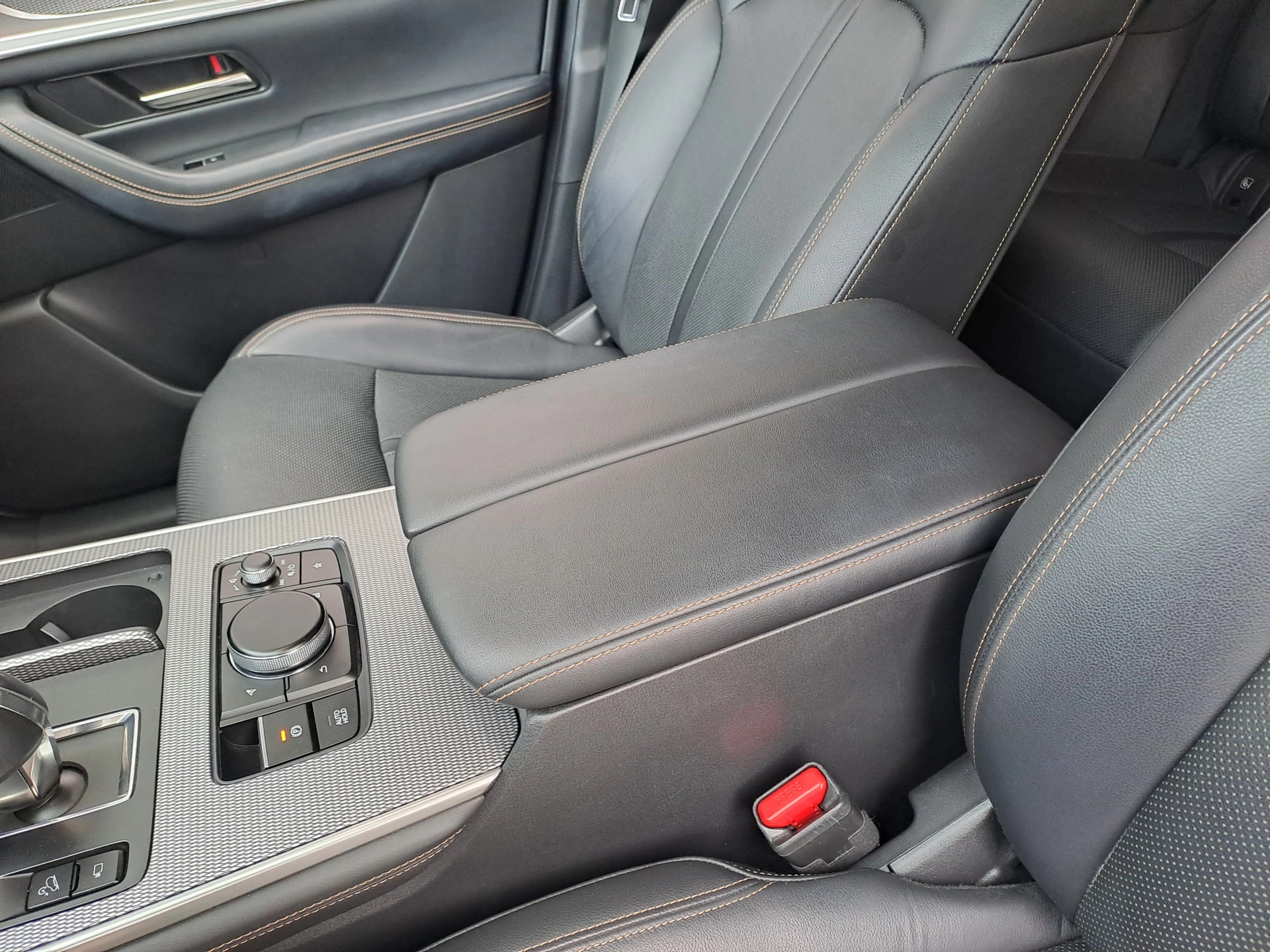 Hoofdafbeelding Mazda CX-60