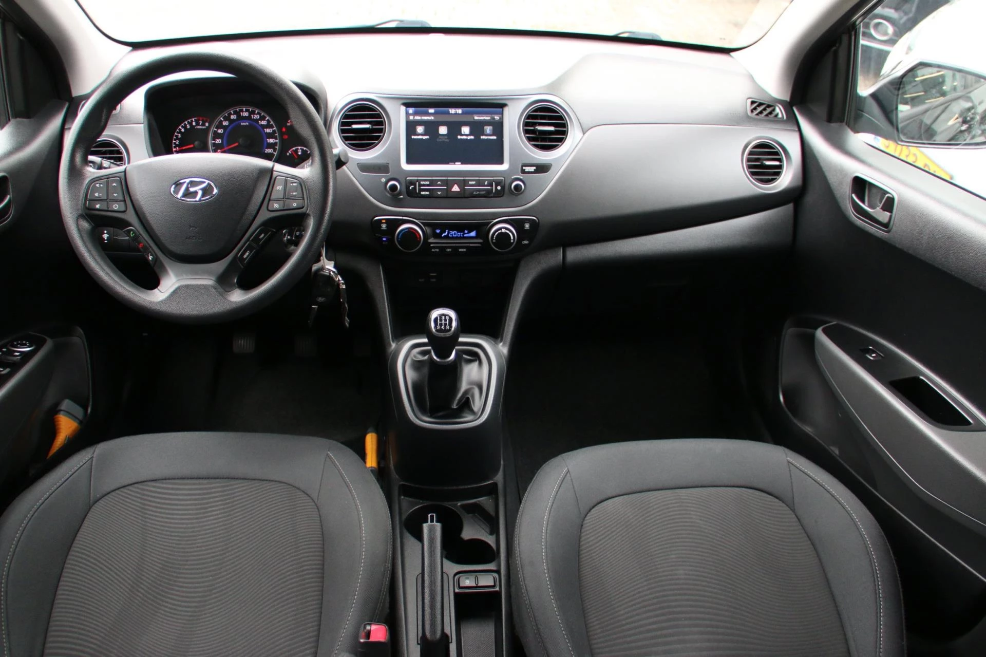 Hoofdafbeelding Hyundai i10