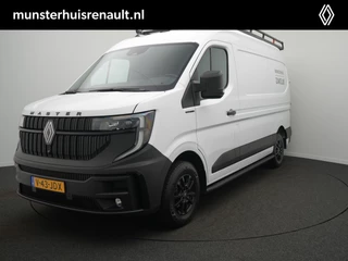 Renault Master T35 2.0 dCi 130 L2H2 Advance - Black Edition Pakket - Trekhaak - All-season - Camera - Betimmering - Imperiaal - Ladder