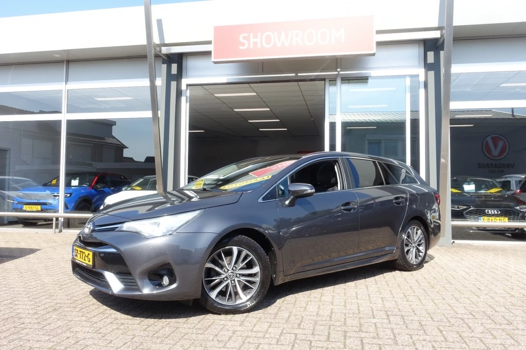 Hoofdafbeelding Toyota Avensis