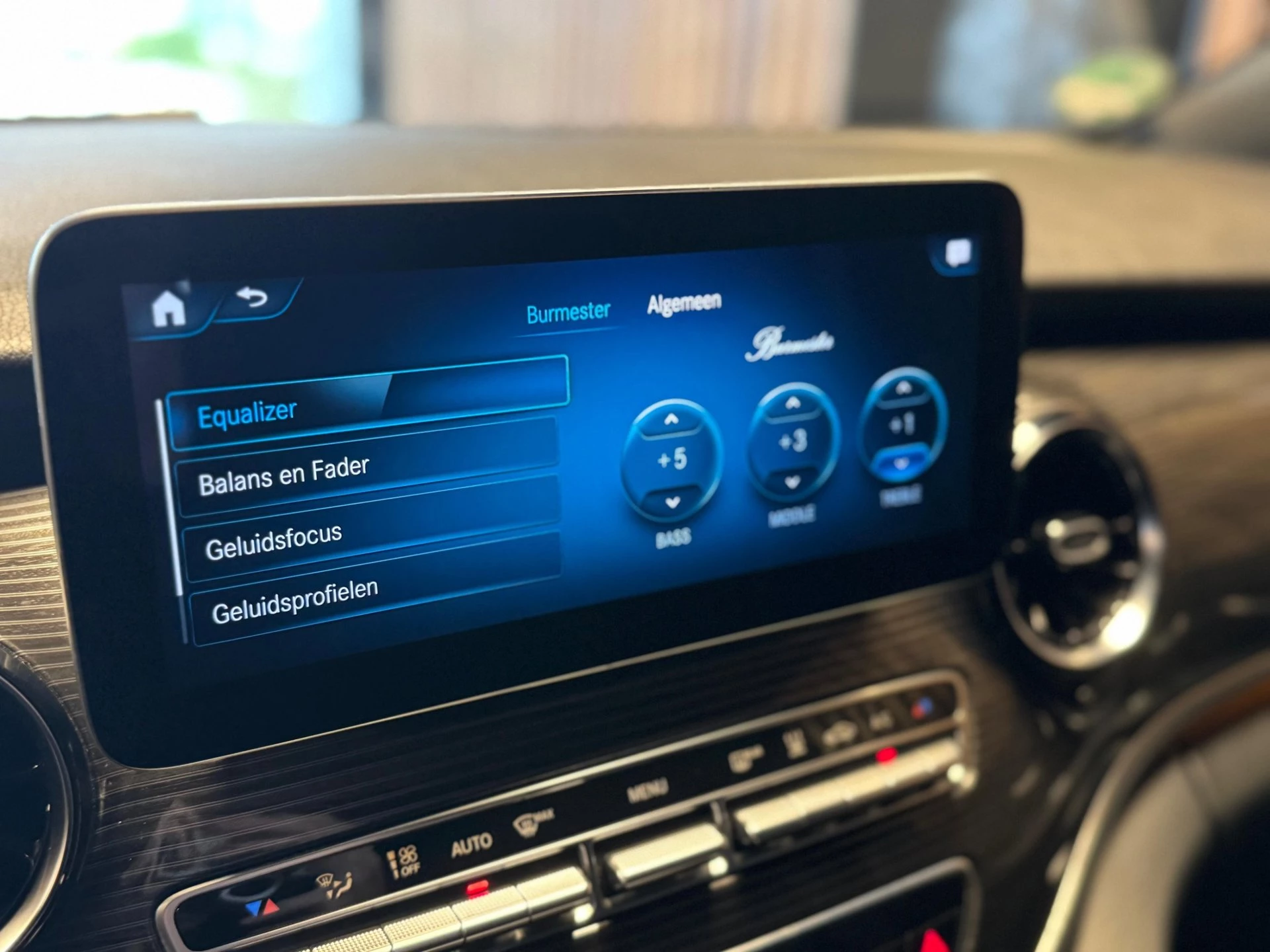 Hoofdafbeelding Mercedes-Benz EQV