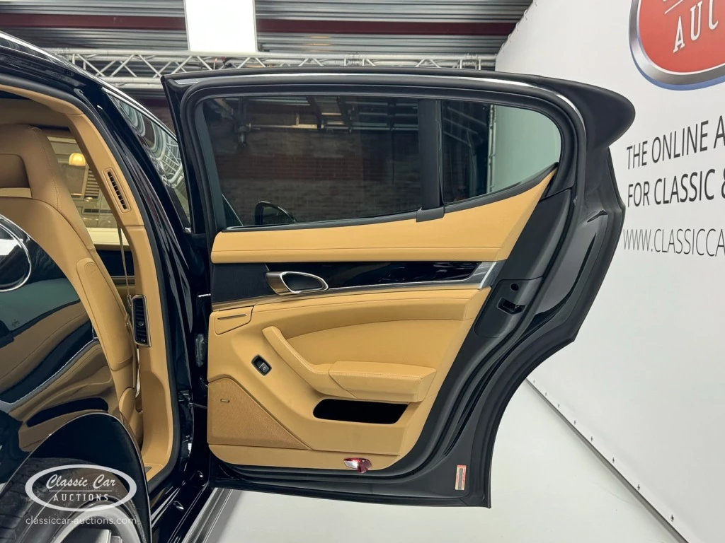 Hoofdafbeelding Porsche Panamera