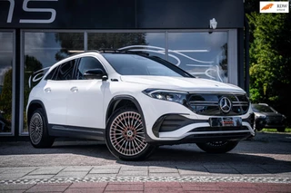 Mercedes-Benz EQA 300 4MATIC AMG Line 67 kWh|Schuif/kanteldak|Stoelverwarming|Sfeerverl|Lederen bekleding