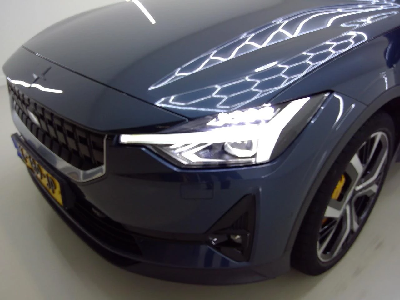 Hoofdafbeelding Polestar 2