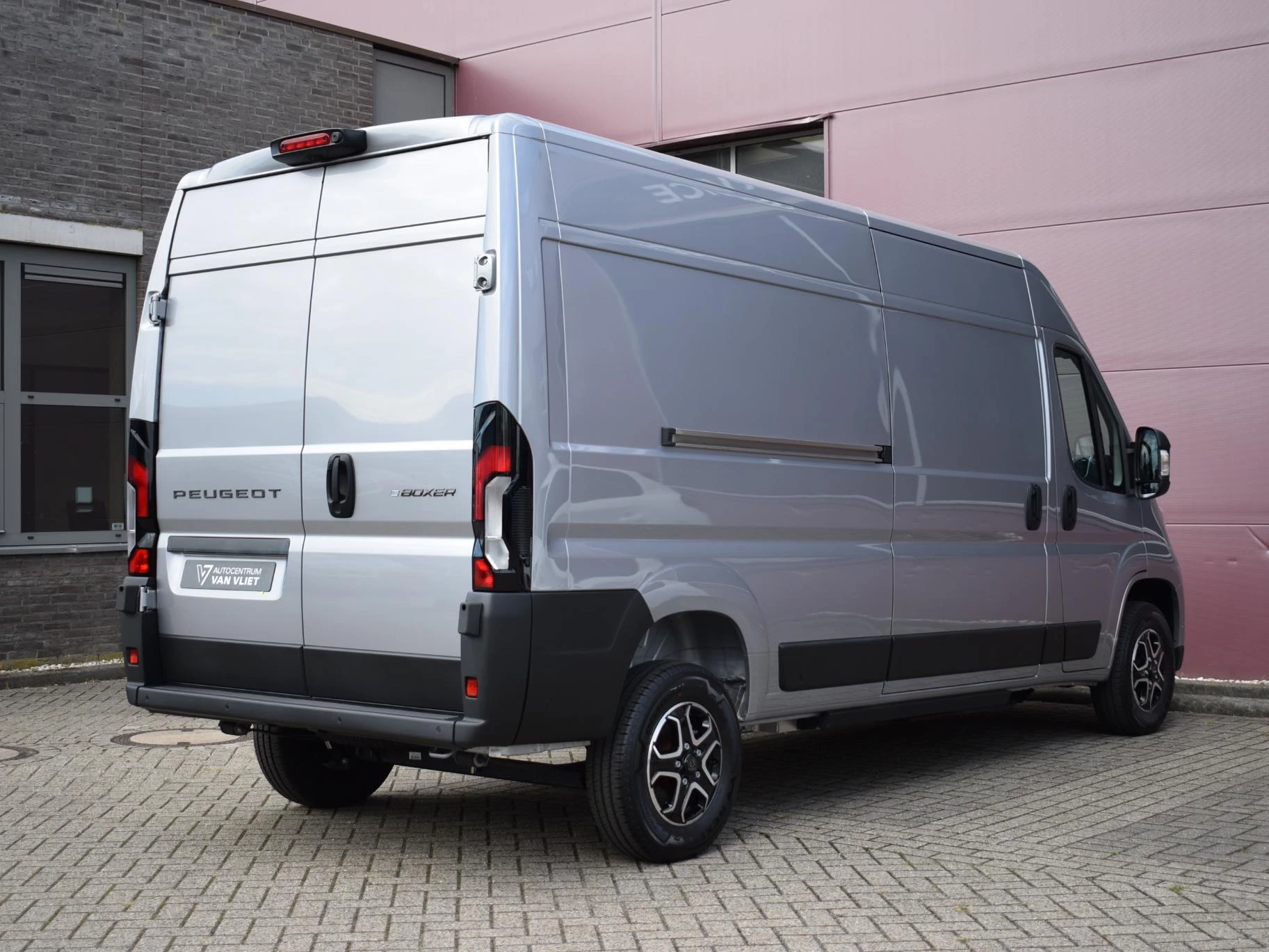 Hoofdafbeelding Peugeot e-Boxer