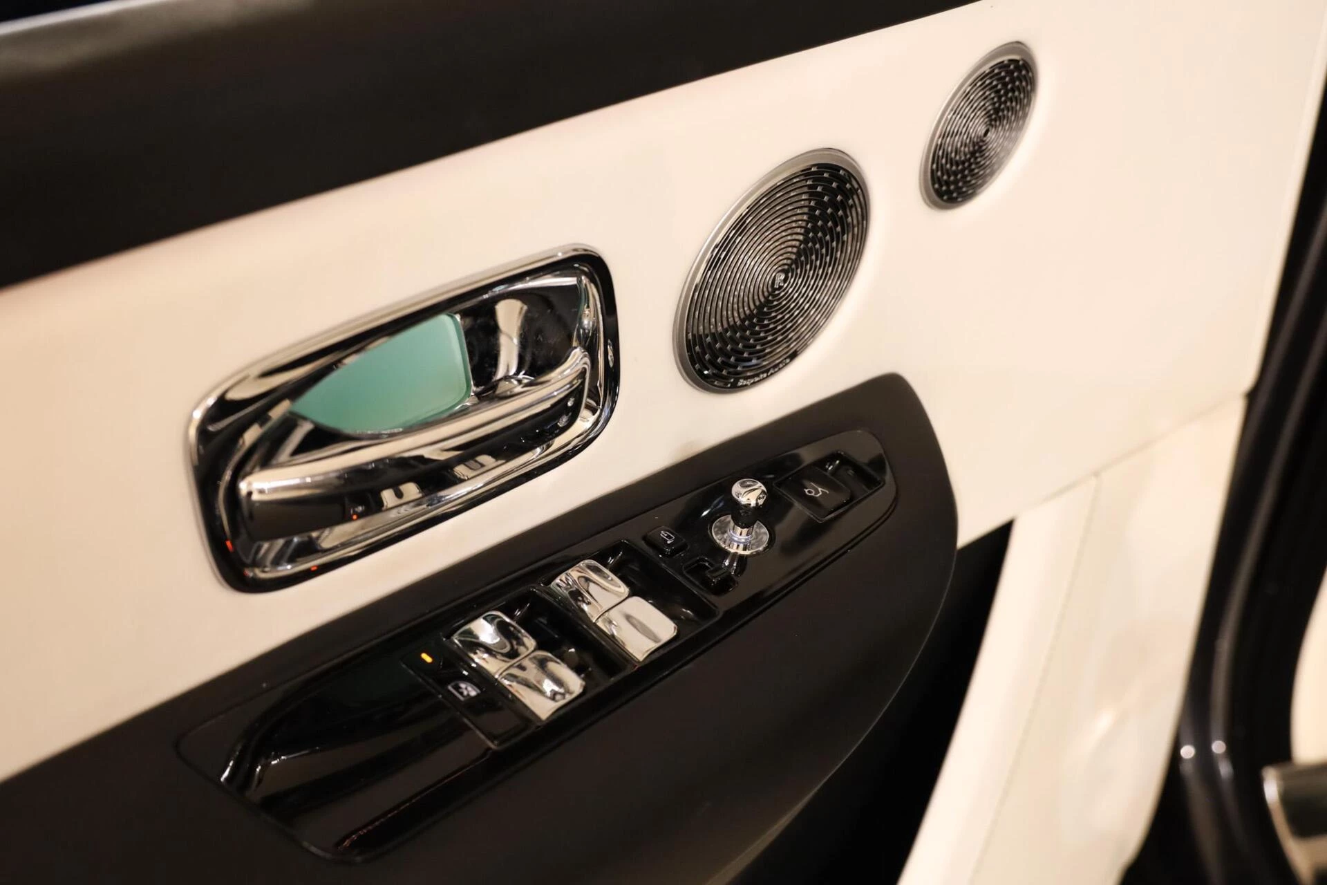 Hoofdafbeelding Rolls-Royce Cullinan