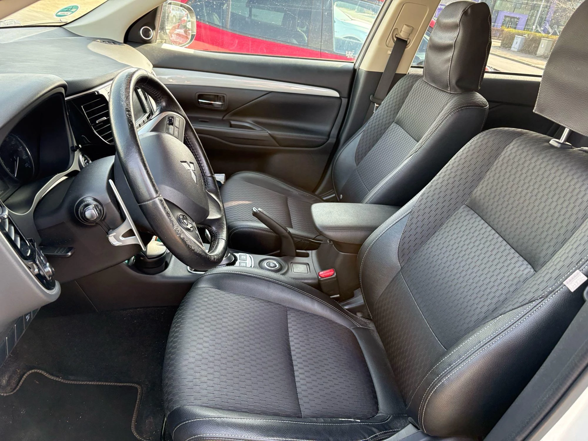 Hoofdafbeelding Mitsubishi Outlander