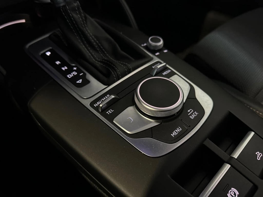 Hoofdafbeelding Audi Cabriolet