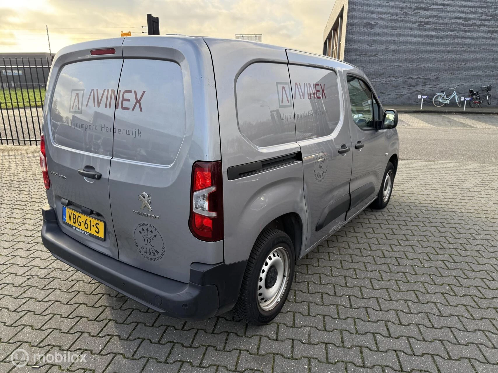 Hoofdafbeelding Peugeot Partner