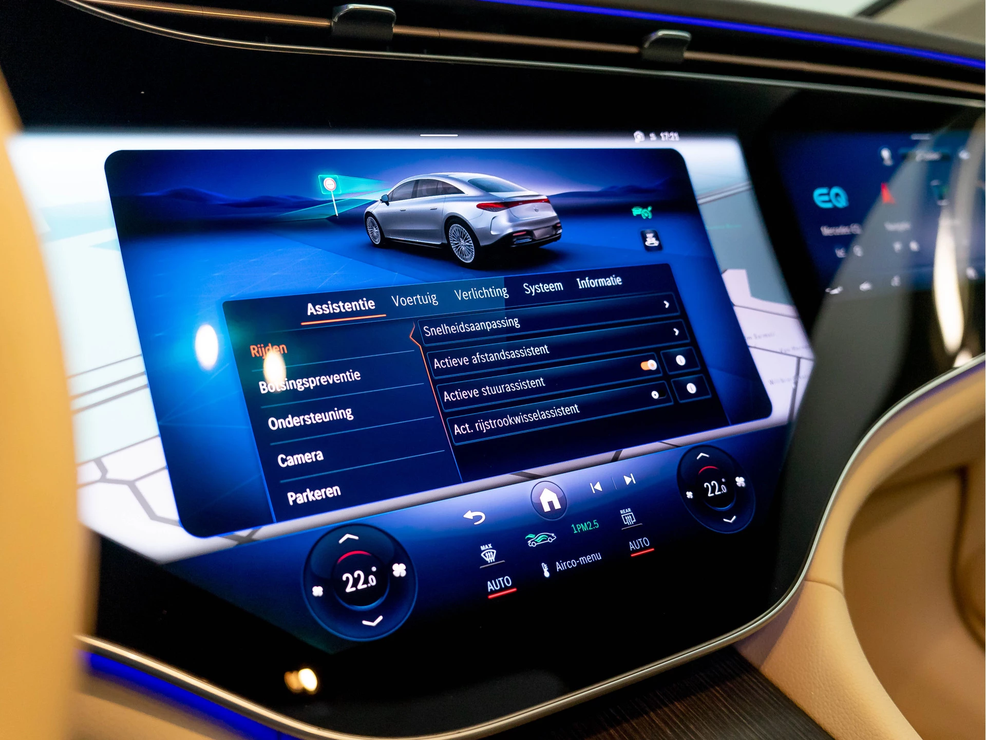 Hoofdafbeelding Mercedes-Benz EQS