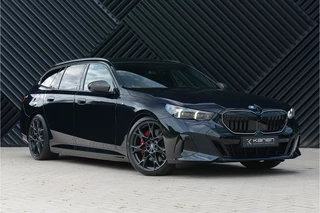 BMW 5 Serie Touring 550e xDrive M-Sport Pro ACC M Stoel Bowers&Wilkens Pano Acc Headup Stoelvent. Shadow Trekhaak