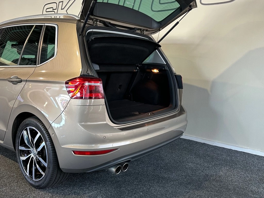 Hoofdafbeelding Volkswagen Golf Sportsvan