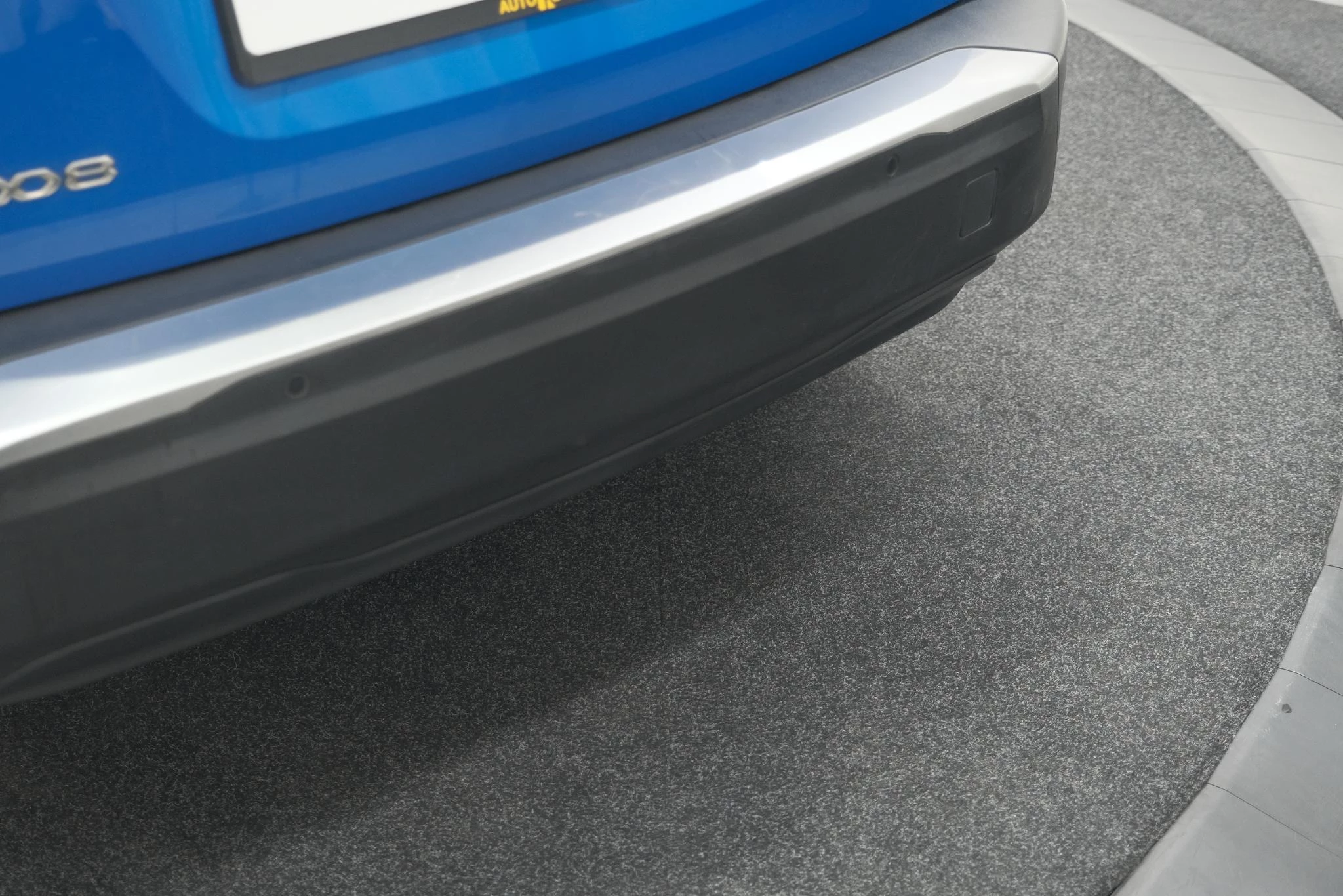 Hoofdafbeelding Peugeot e-2008