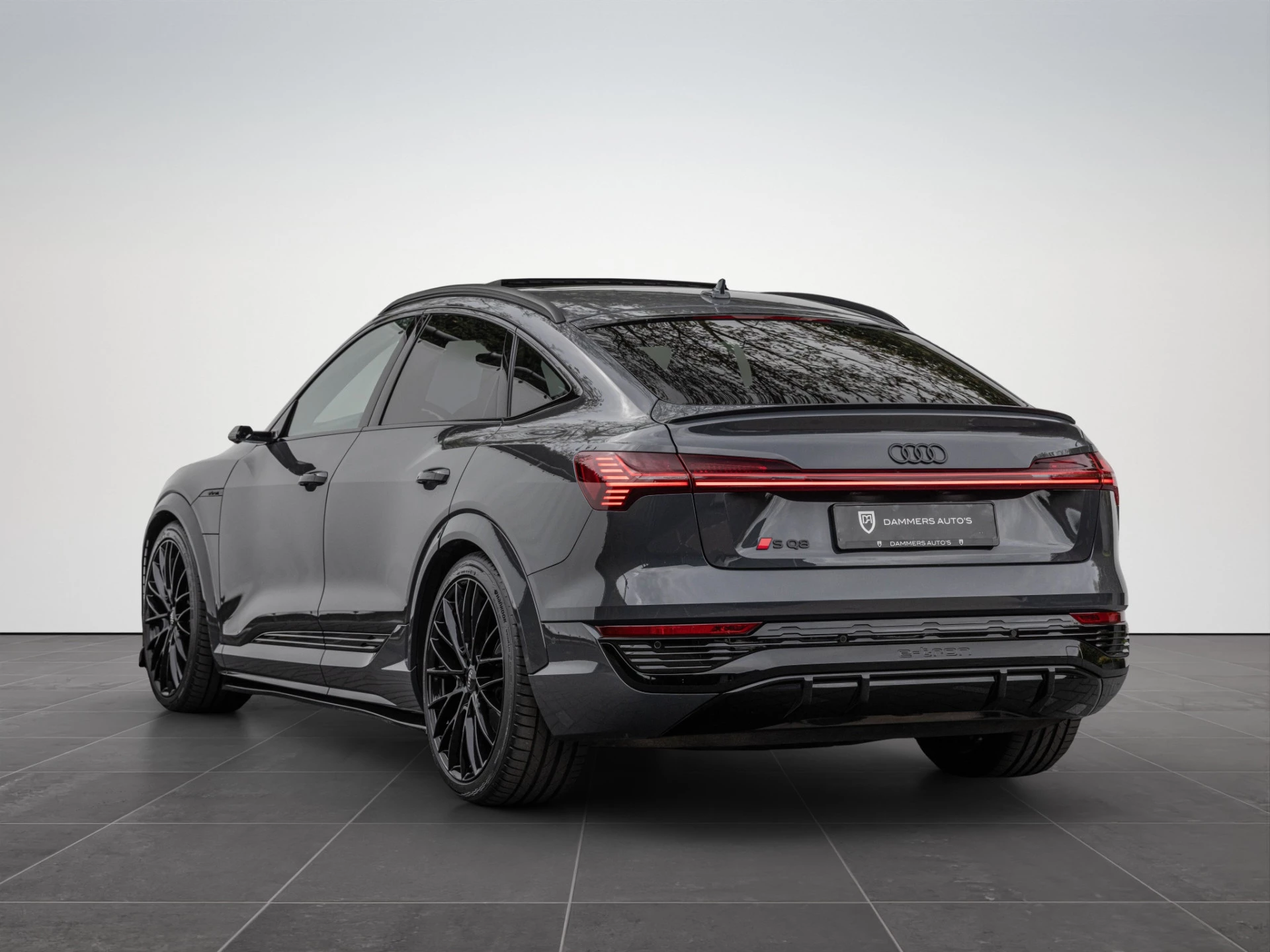 Hoofdafbeelding Audi Q8 Sportback e-tron