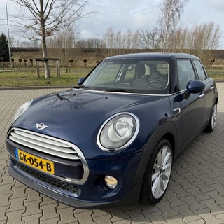 Mini Mini 1.5 Cooper Salt 2015 5DR | Dealer Onderhouden !