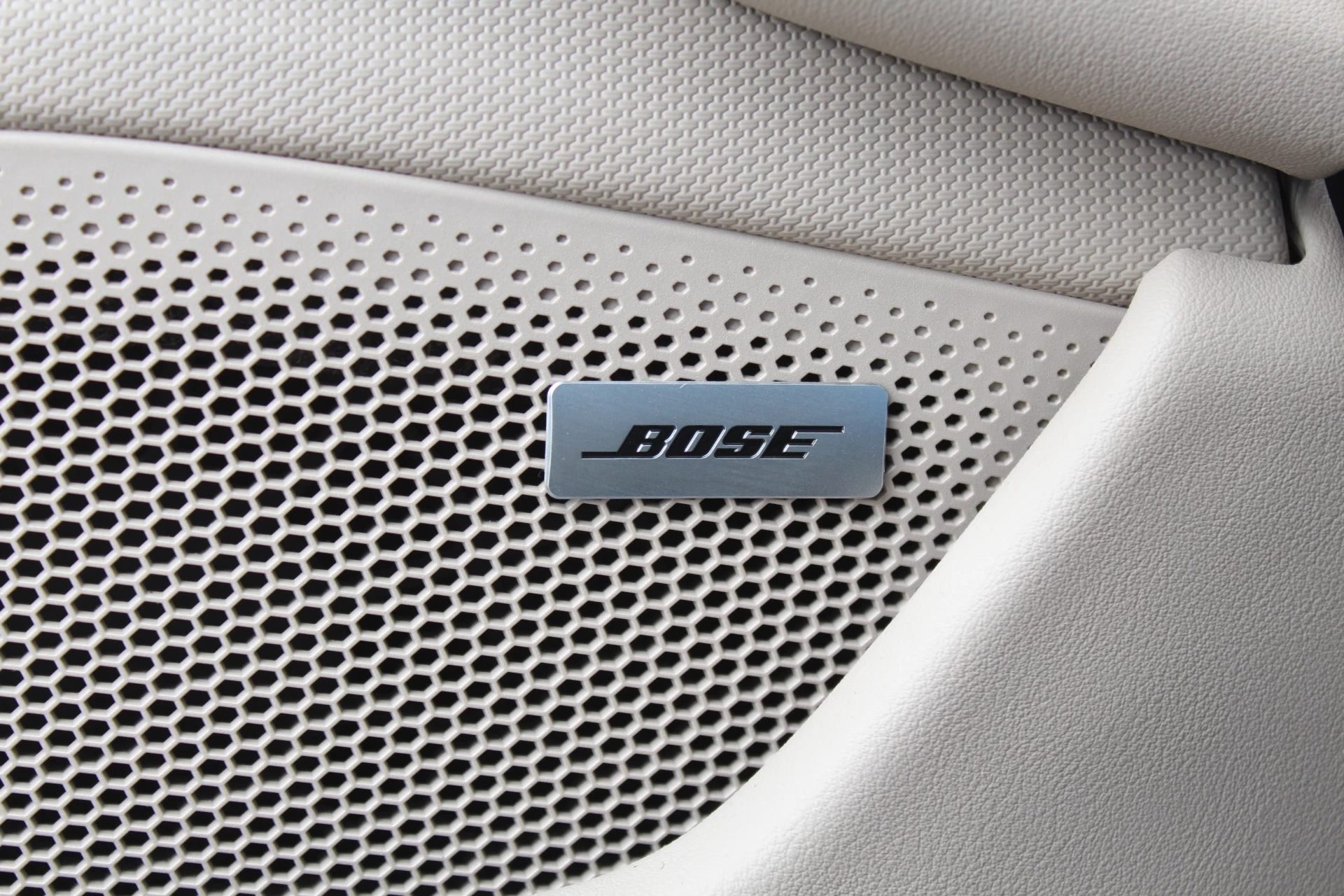 Hoofdafbeelding Porsche Taycan