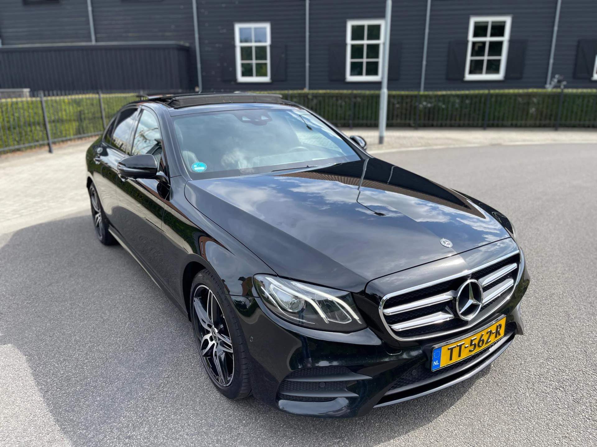 Hoofdafbeelding Mercedes-Benz E-Klasse
