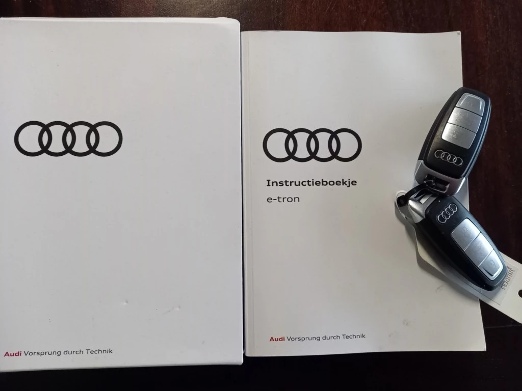 Hoofdafbeelding Audi e-tron