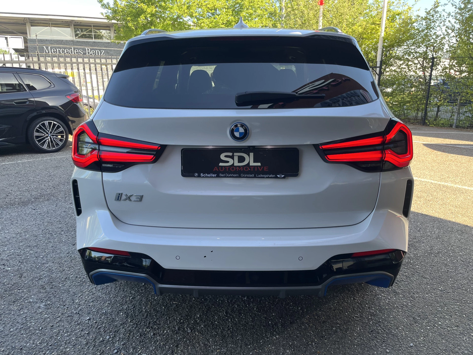 Hoofdafbeelding BMW iX3