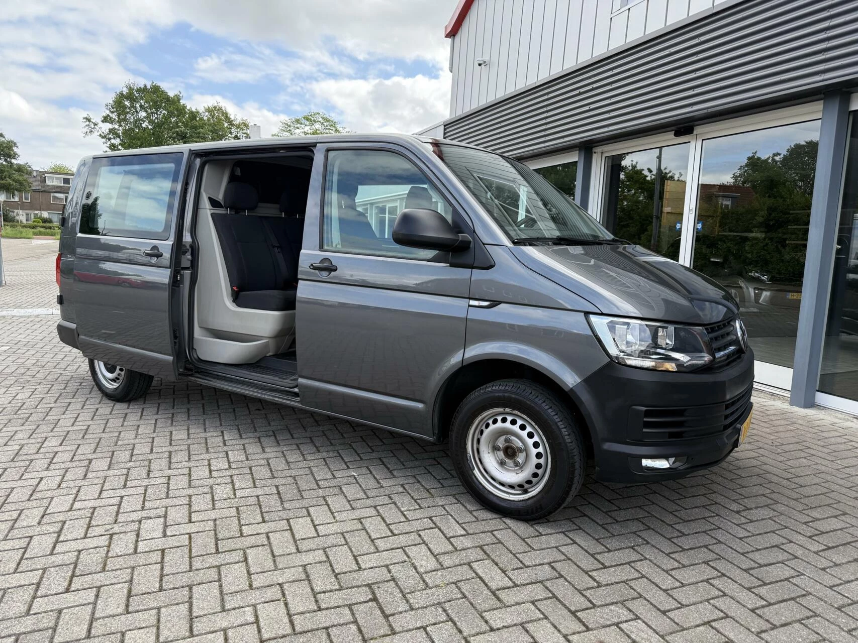 Hoofdafbeelding Volkswagen Transporter