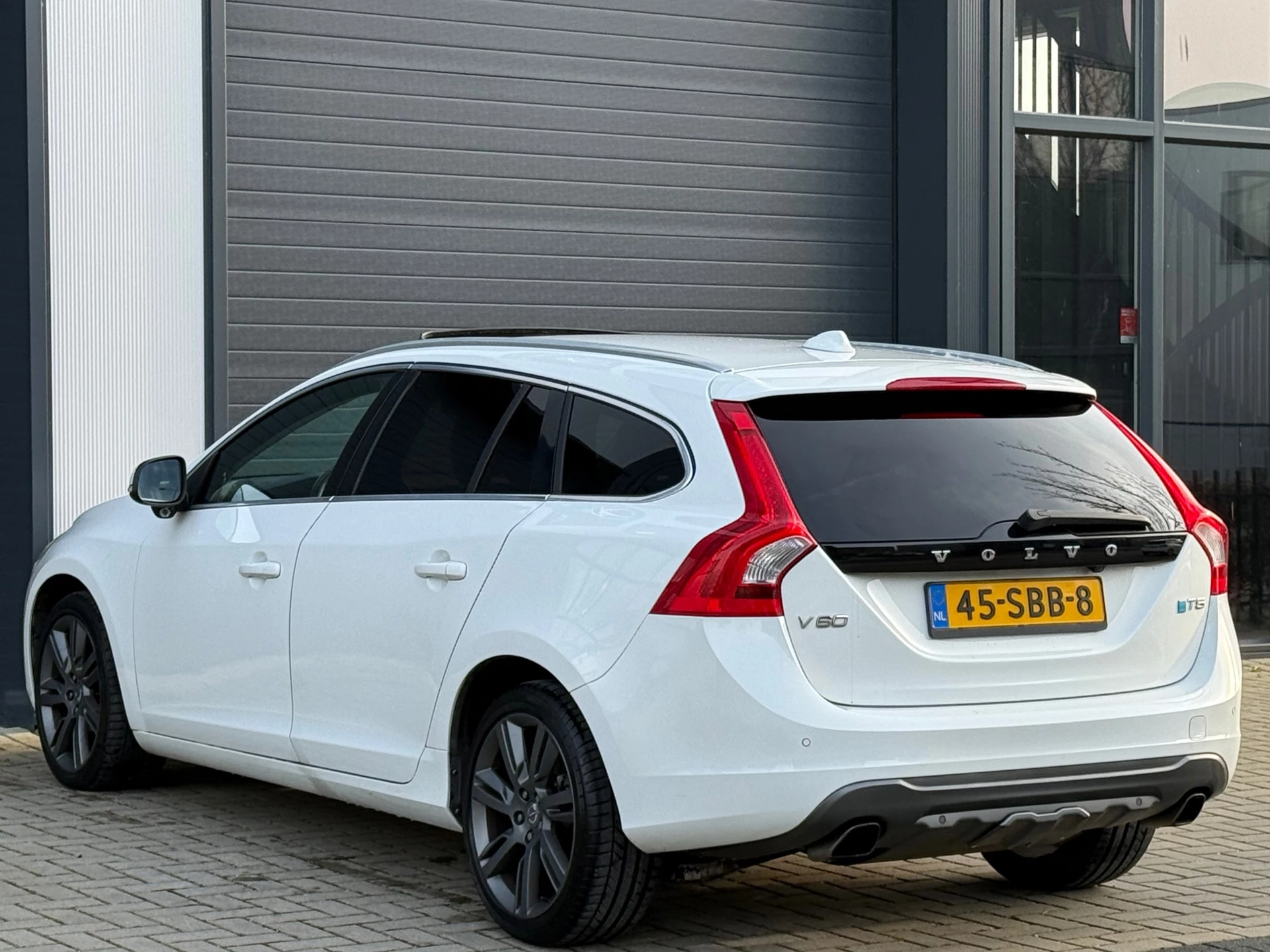 Hoofdafbeelding Volvo V60