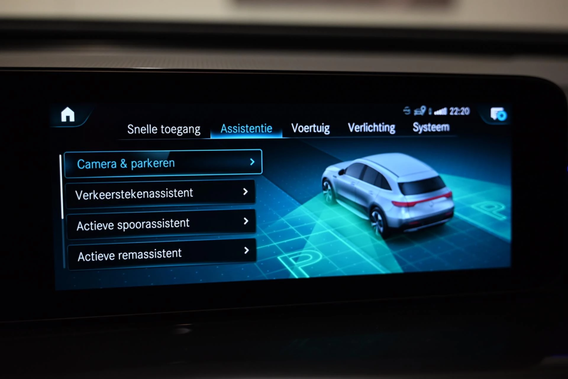 Hoofdafbeelding Mercedes-Benz EQC