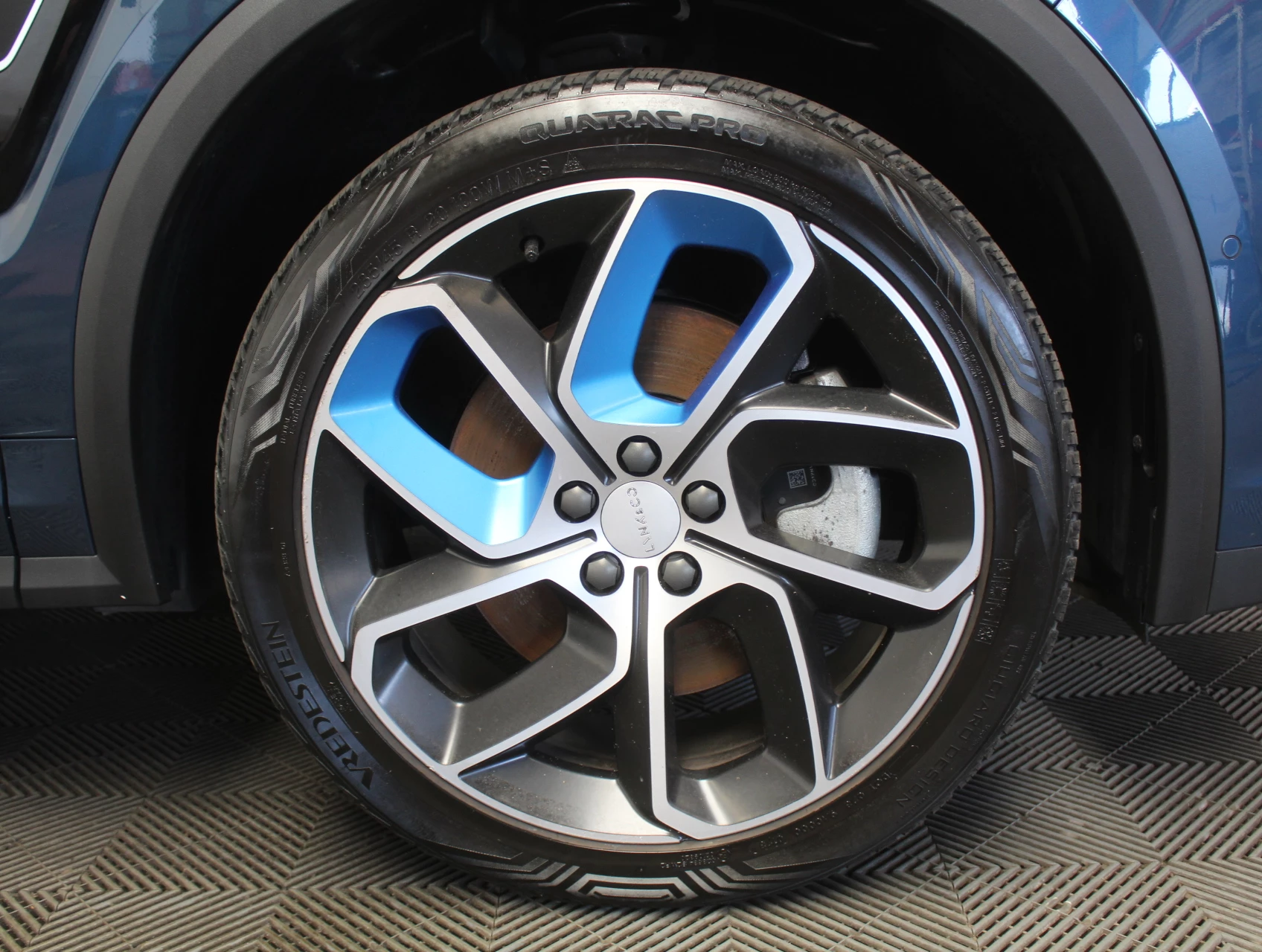 Hoofdafbeelding Lynk & Co 01