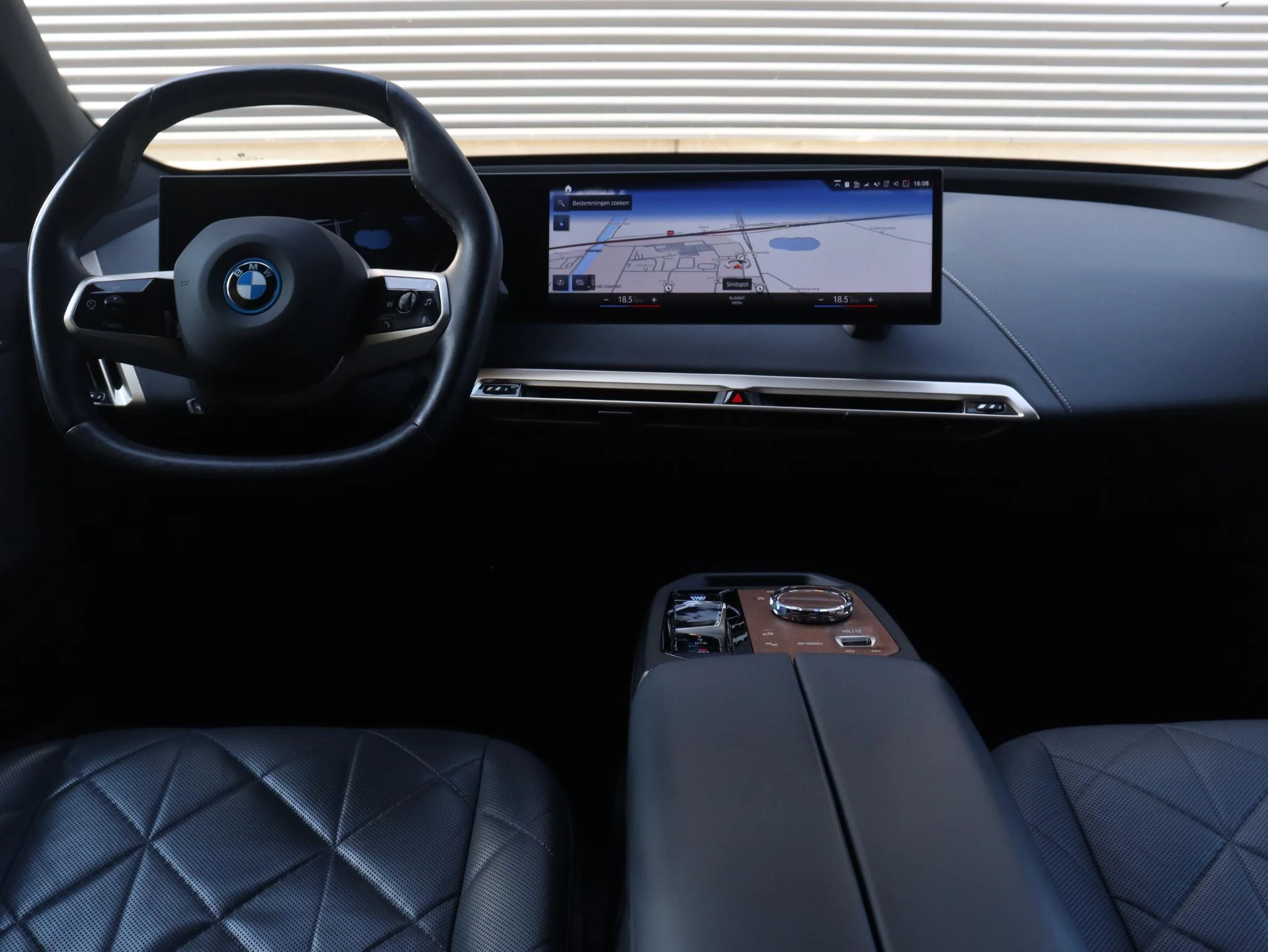 Hoofdafbeelding BMW iX