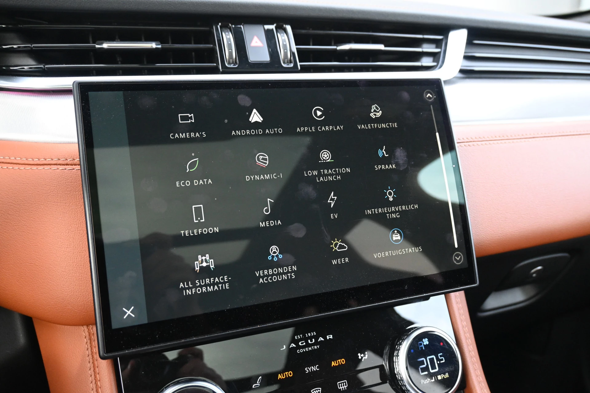 Hoofdafbeelding Jaguar F-PACE