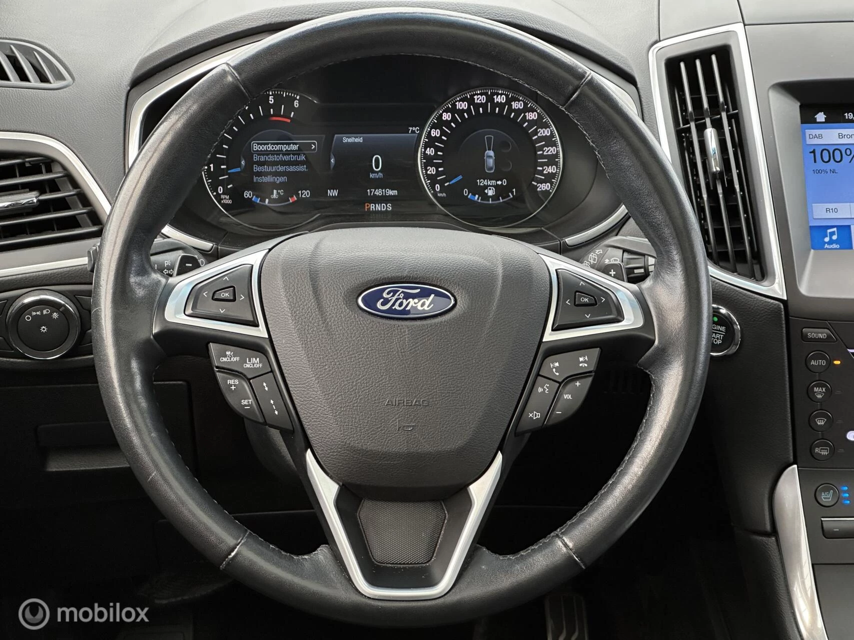 Hoofdafbeelding Ford Edge