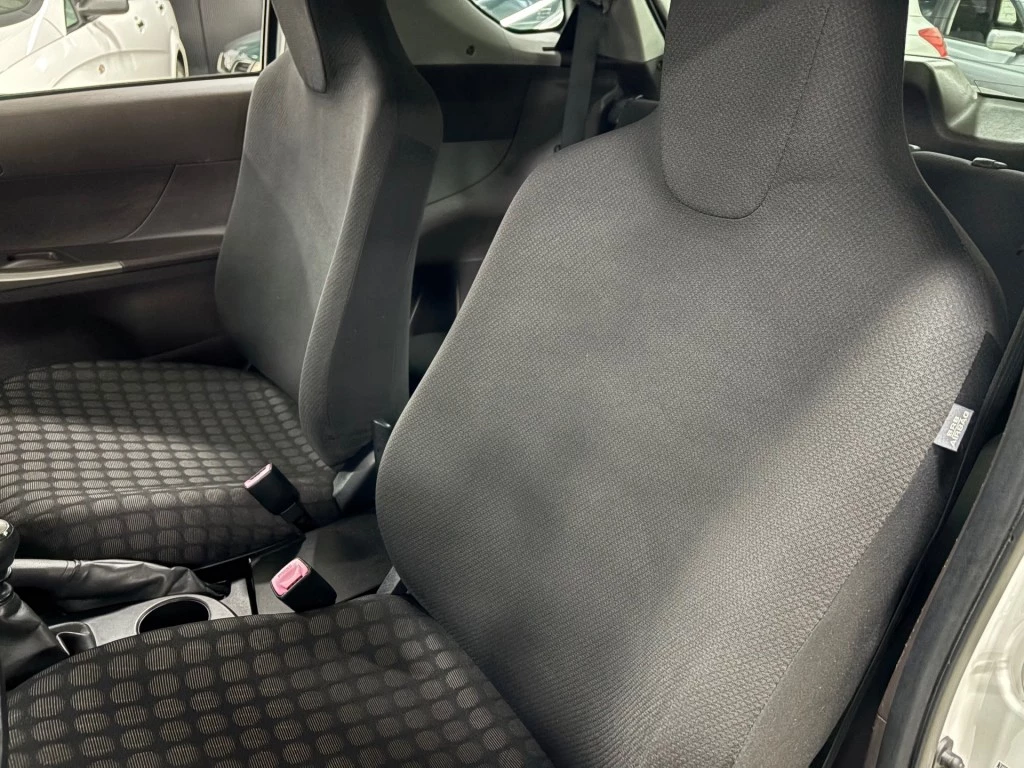 Hoofdafbeelding Toyota iQ