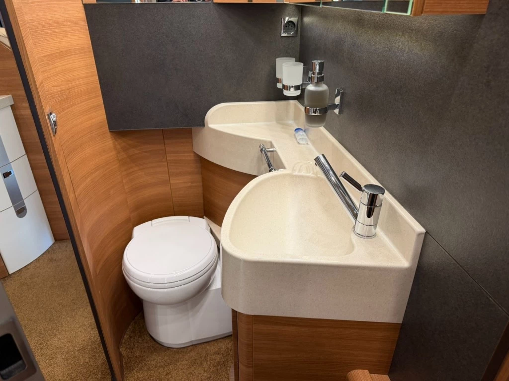 Hoofdafbeelding Carthago Chic C-line