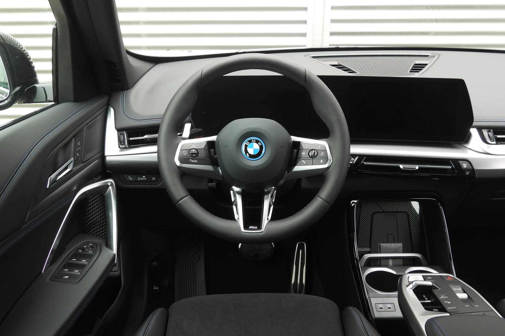 Hoofdafbeelding BMW iX1